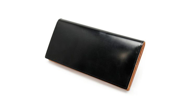 プレゼントに一番人気の長財布