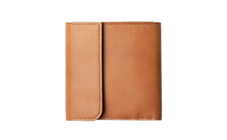 シンプルな牛革の二つ折り財布